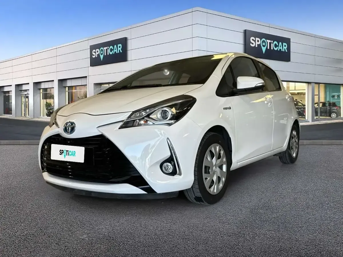 Usata Toyota Yaris Hybrid Business Edition 101 CV (74 kW) 2019 Berlina
