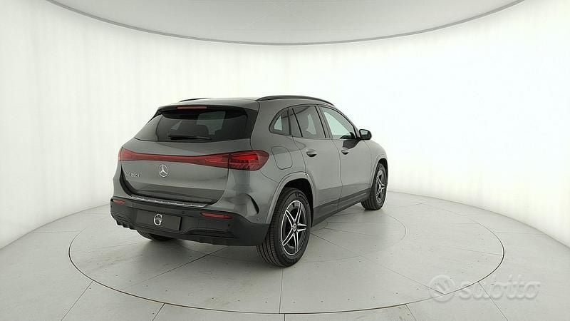 Nuova Mercedes EQA250+ 94 kW (129 CV) 2025 Grigio SUV