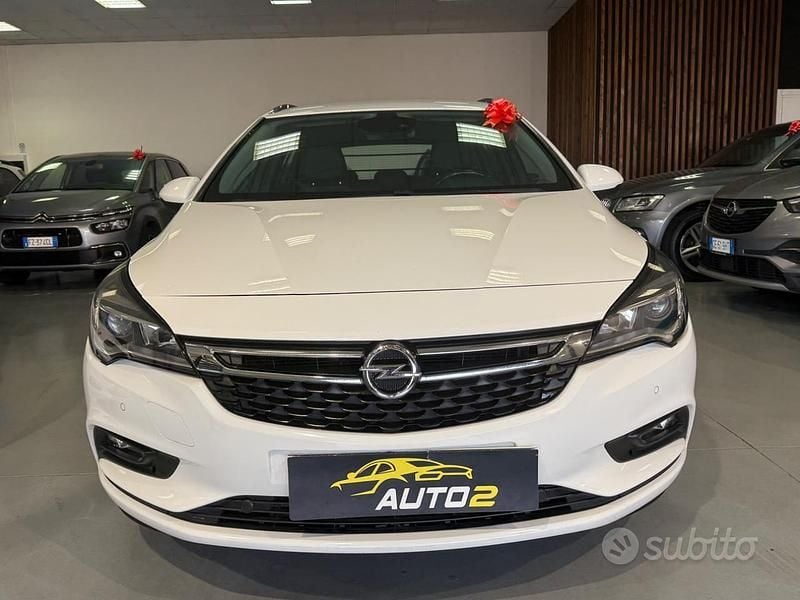 Begagnad Opel Astra Business 136 HK (100 kW) 2018 Vit Kombi