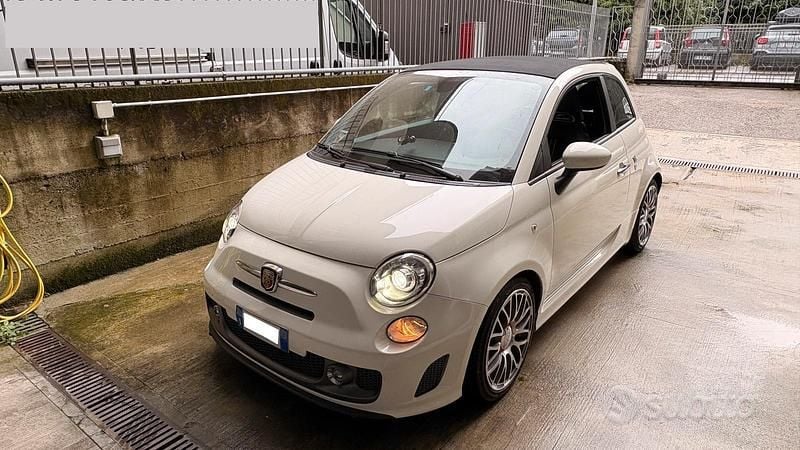 Bianco Usata 2015 Abarth 595 Turismo Cabrio | 11.000 € (Ottimo prezzo) - Immagine 1/4