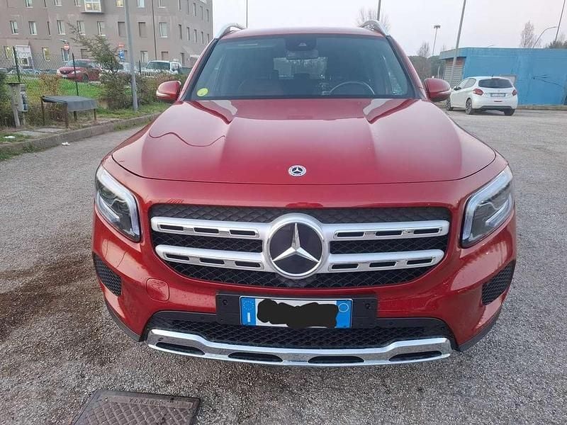 Usata Mercedes GLB220 190 CV (139 kW) 2023 Rosso SUV