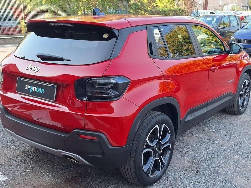 Usata Jeep Avenger Summit 101 CV (74 kW) 2024 Rosso SUV