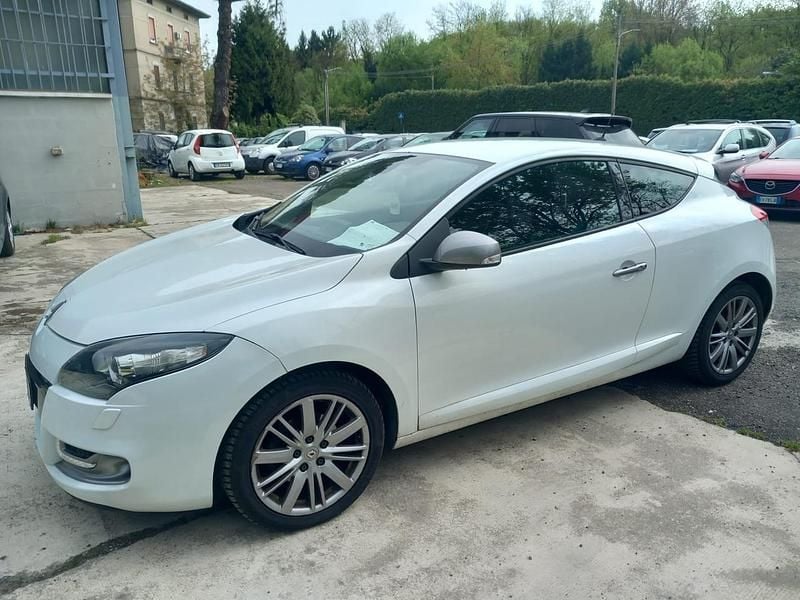 Usata Renault Mégane GT Line GT-Line 130 CV (95 kW) 2012 Bianco Coupé