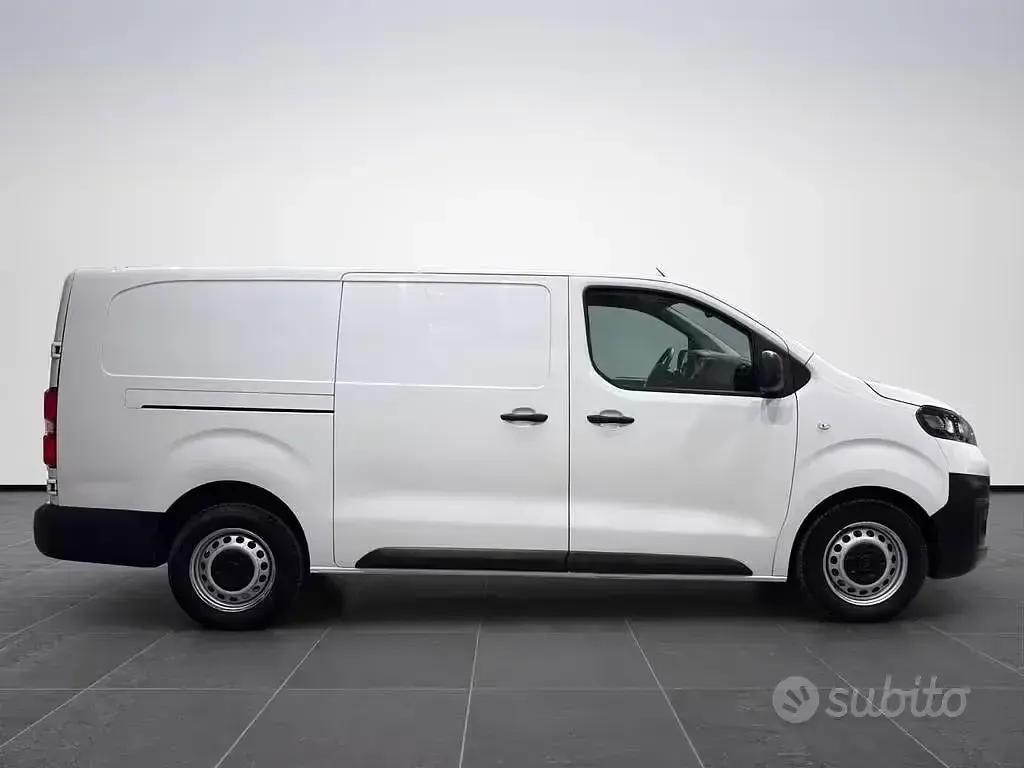 Usata Fiat Scudo Business 145 CV (106 kW) 2023 Bianco Furgone