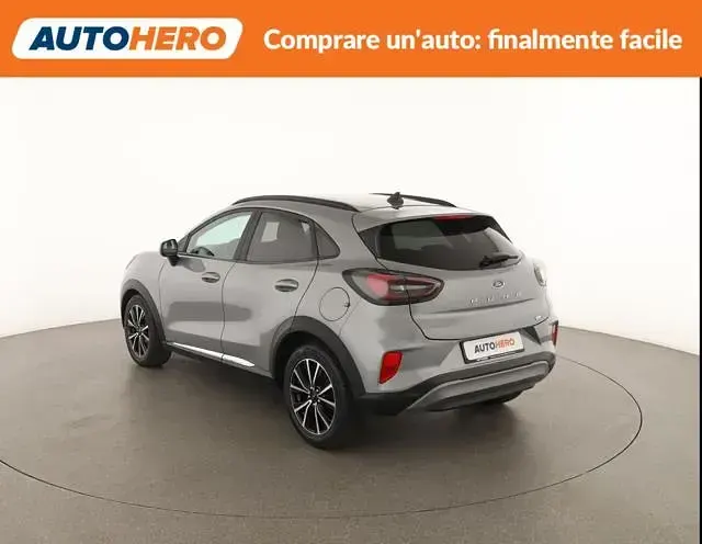 Usata Ford Puma Titanium 125 CV (91 kW) 2020 Grigio SUV
