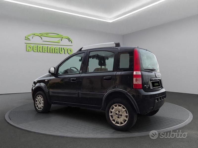 Nero Usata 2012 Fiat Panda 4x4 Climbing Due volumi | 5500 € (Buon prezzo) - Immagine 1/1