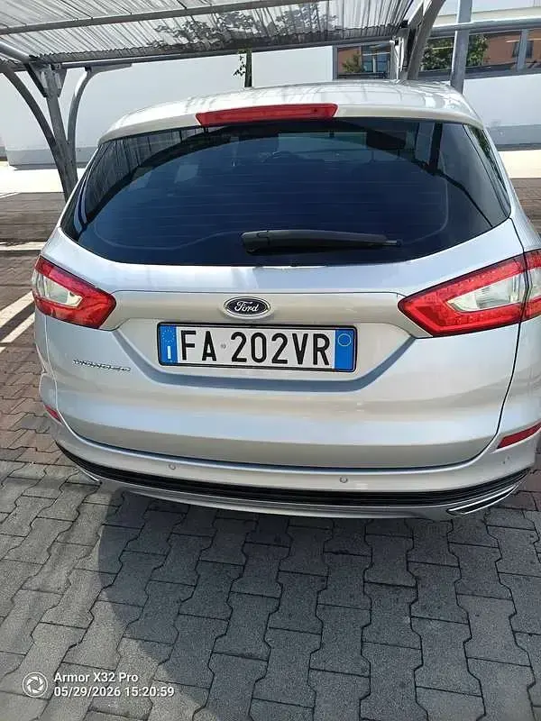 Usata Ford Mondeo Titanium S 179 CV (131 kW) 2015 Grigio Station wagon