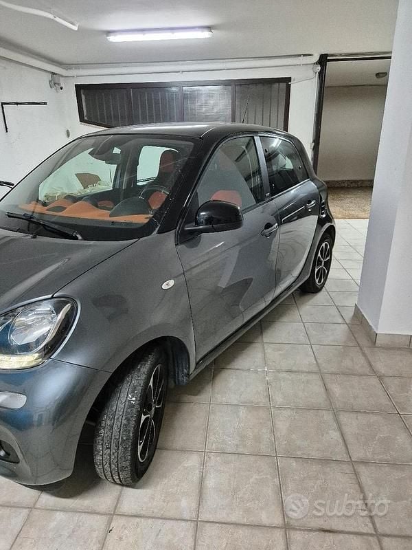 Usata Smart ForFour 2016 Grigio Utilitaria