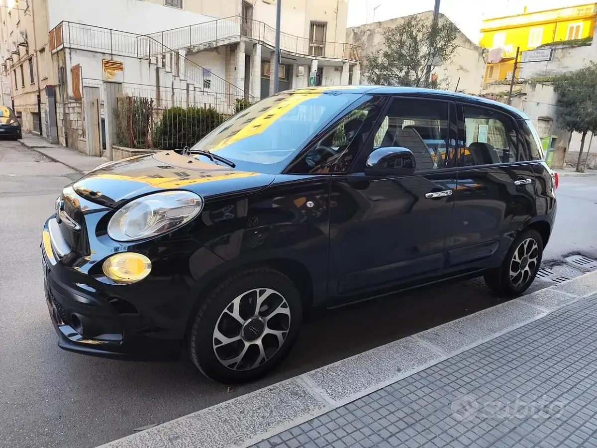 Usata Fiat 500L Business 95 CV (69 kW) 2018 Nero Monovolume