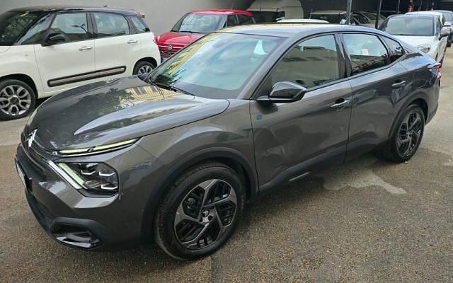 Usata Citroën e-C4 100 kW (136 CV) 2024 Grigio scuro SUV