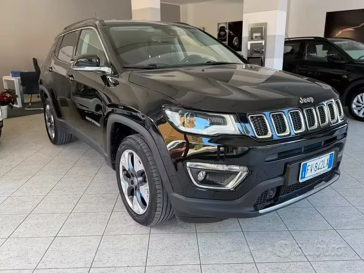 Usata Jeep Compass Longitude 140 CV (102 kW) 2019 Nero SUV