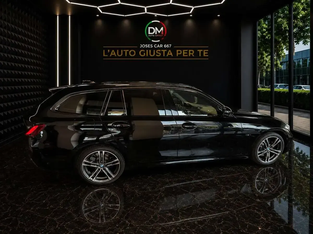 Usata BMW 330 184 CV (135 kW) 2023 Nero Station wagon