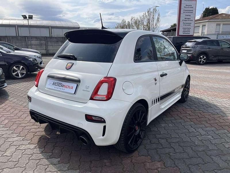 Usata Abarth 595 Esseesse 179 CV (131 kW) 2021 Bianco Berlina