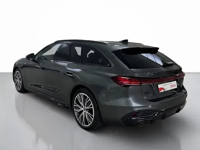 Nuova Audi A5 S-Line 204 CV (150 kW) 2025 Grigio daytona perlato Station wagon