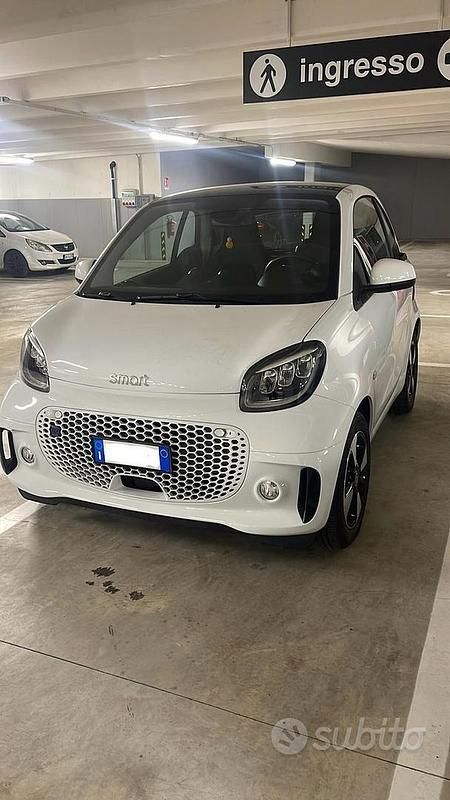 Usata Smart ForTwo Electric Drive Passion 442 kW (602 CV) 2020 Bianco Coupé