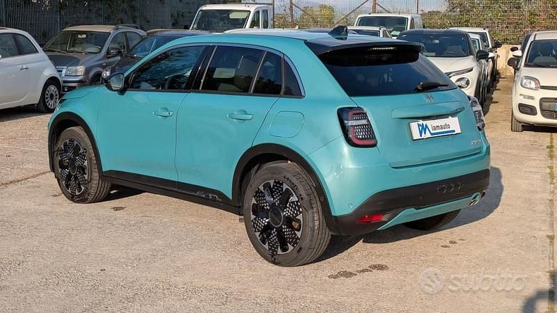 Usata Fiat 600 La Prima 110 CV (80 kW) 2025 Azzurro SUV