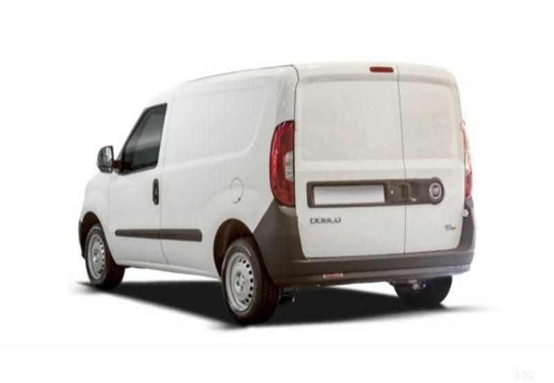 Usata Fiat Doblò 120 CV (88 kW) 2019 Bianco Monovolume