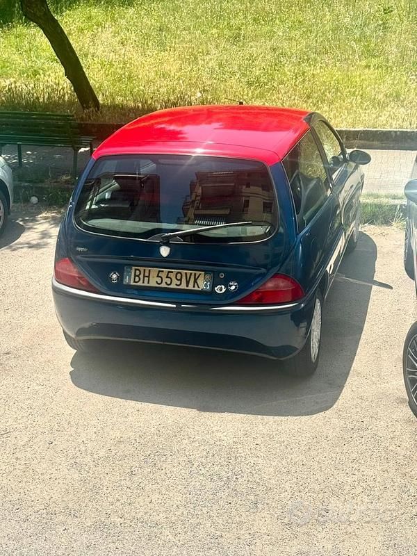 Usata Lancia Ypsilon 54 CV (39 kW) 2000 Blu Utilitaria