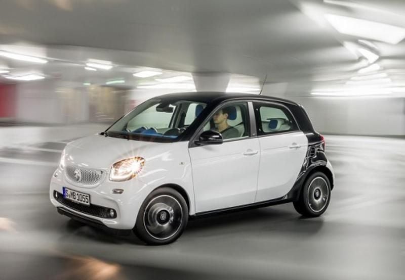 Usata Smart ForFour 71 CV (52 kW) 2017 Bianco Utilitaria