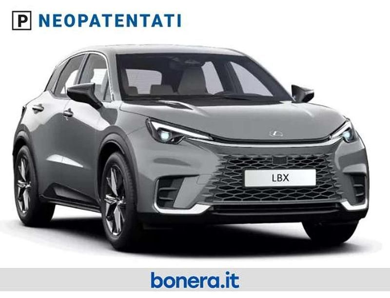 Nuova Lexus LBX 136 CV (100 kW) 2026 Cement grey (non ord) SUV