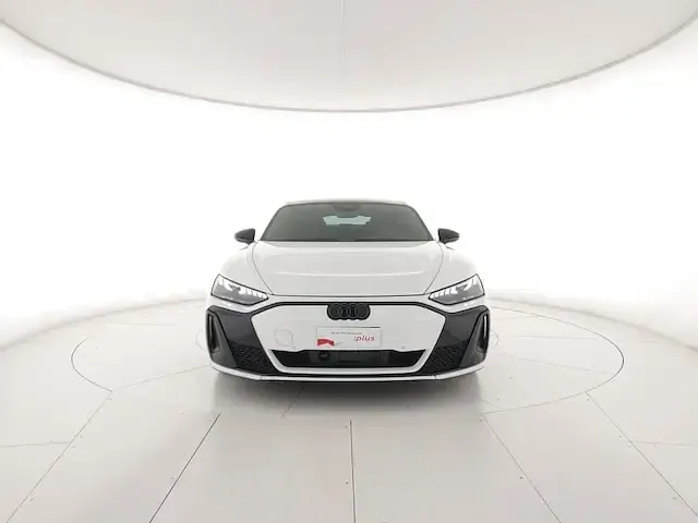 Usata Audi e-tron GT quattro Ambiente 430 kW (585 CV) 2025 Bianco arkona Berlina