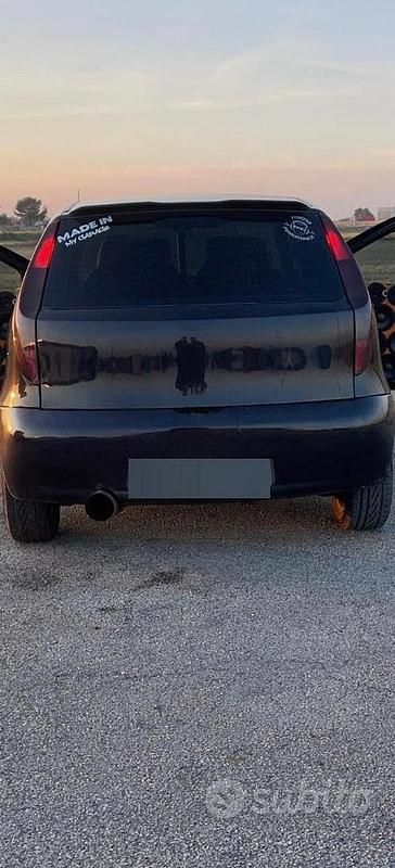 Usata Fiat Punto 75 CV (55 kW) 2006 Nero Utilitaria