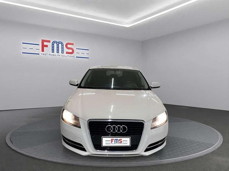 Usata Audi A3 Sportback Ambiente 105 CV (77 kW) 2010 Bianco Utilitaria