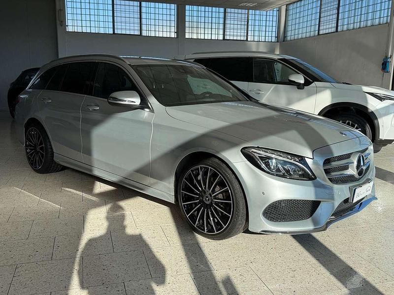 Usata Mercedes C250 Premium 170 CV (125 kW) 2018 Argento Station wagon