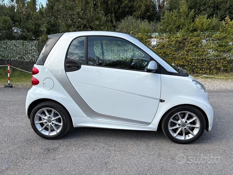 Usata Smart ForTwo Coupé Passion 71 CV (52 kW) 2014 Bianco Coupé