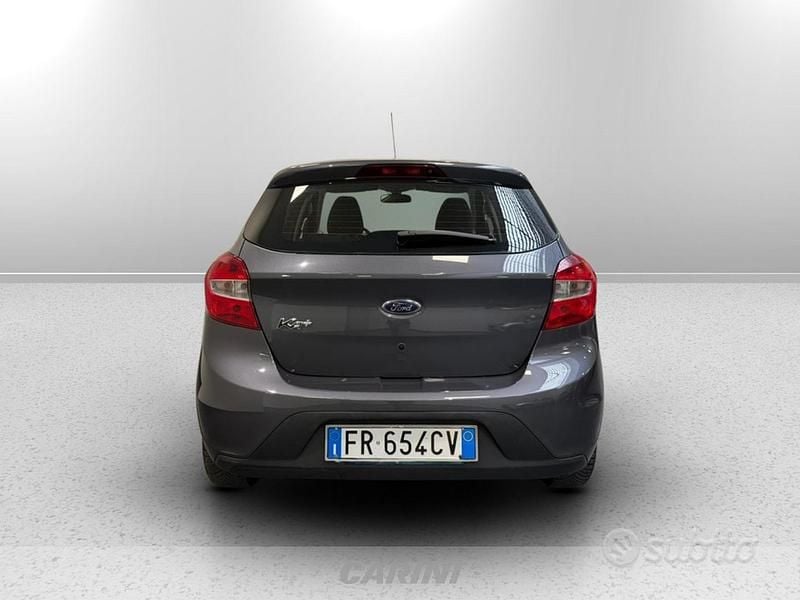 Begagnad Ford Ka Plus Ultimate 86 HK (63 kW) 2018 Blå Halvkombi