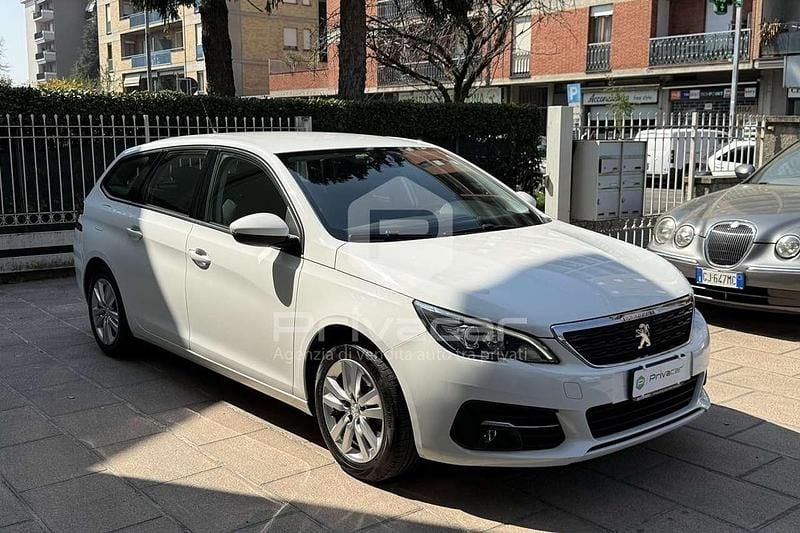 Usata Peugeot 308 Active 131 CV (96 kW) 2018 Bianco Station wagon