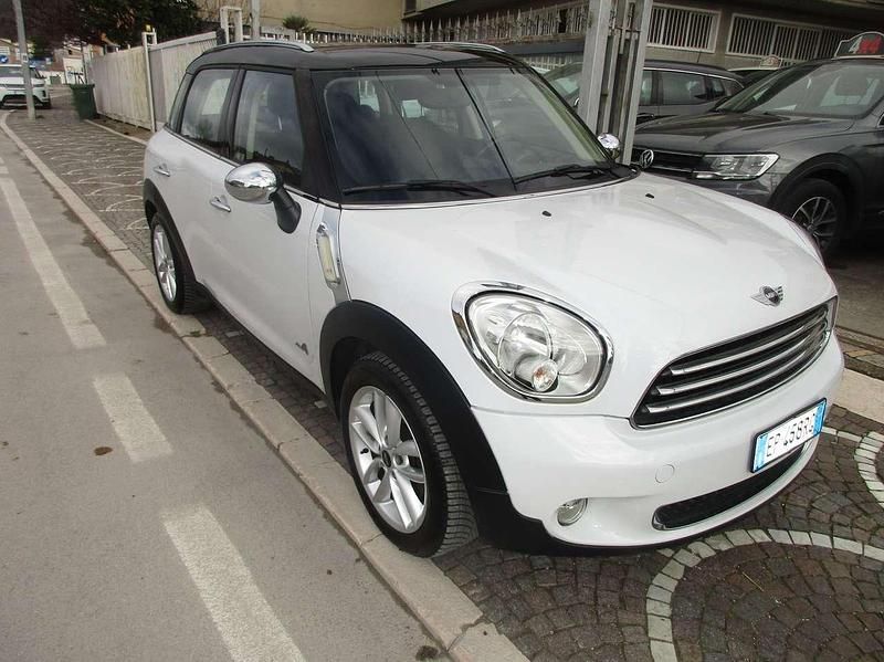 Usata Mini Cooper D Countryman 111 CV (81 kW) 2012 Bianco SUV