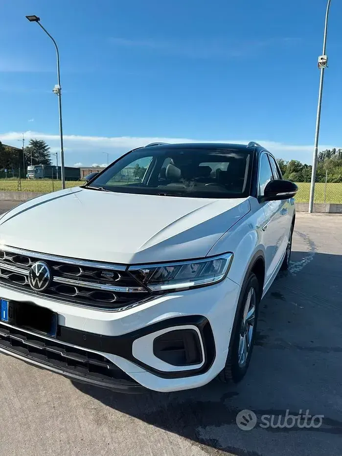 Usata VW T-Roc R-line 110 CV (80 kW) 2022 Bianco SUV