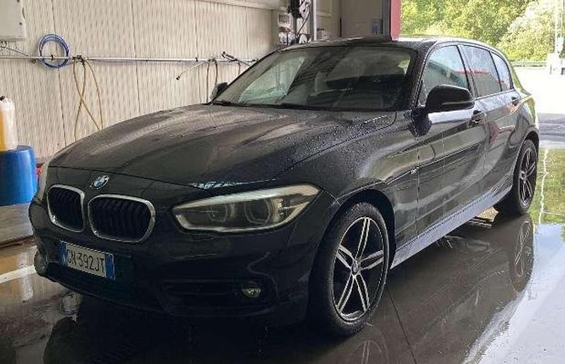 Nero Usata 2015 BMW 120 Sport Line Due volumi | 16.900 € - Immagine 1/4
