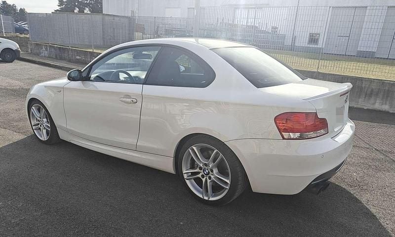 Usata BMW 135 Coupé M Sport 306 CV (225 kW) 2009 Bianco Coupé