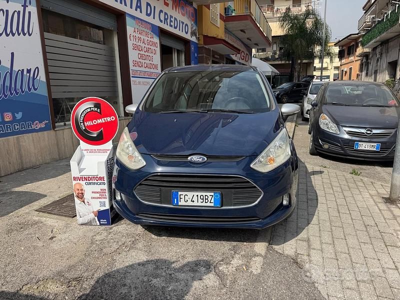 Usata Ford B-MAX Titanium 90 CV (66 kW) 2016 Blu Monovolume