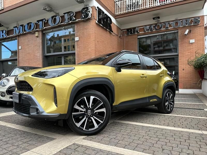 Oro Usata 2022 Toyota Yaris Cross SUV | 22.980 € (Buon prezzo) - Immagine 1/4