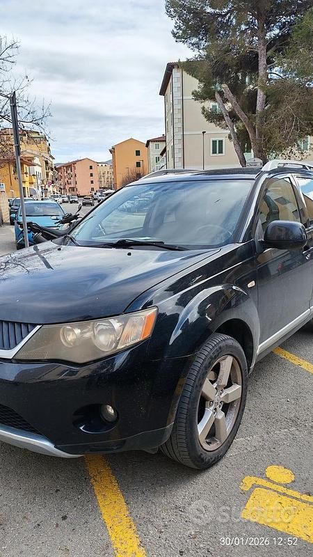 Usata Mitsubishi Outlander 177 CV (130 kW) 2008 Nero SUV