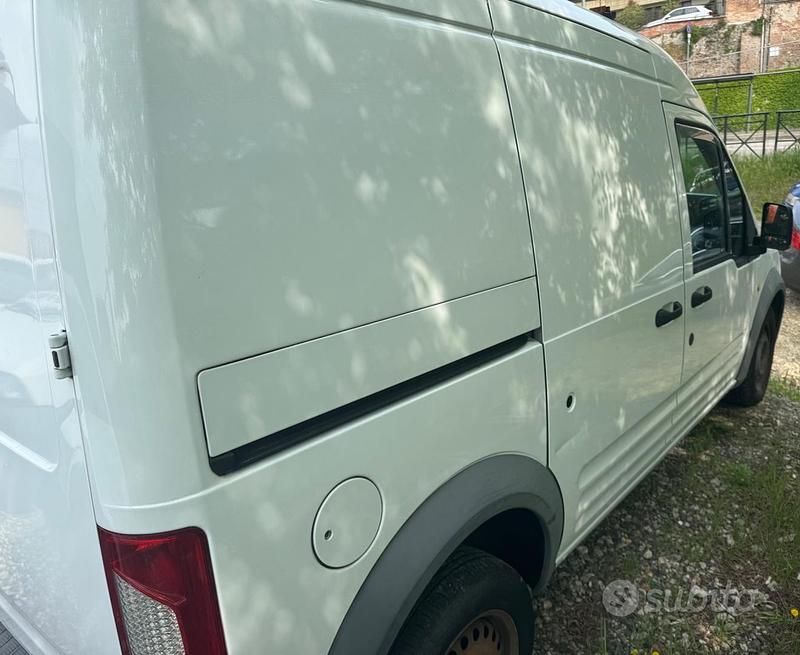 Usata Ford Transit Connect 110 CV (80 kW) 2012 Bianco Monovolume