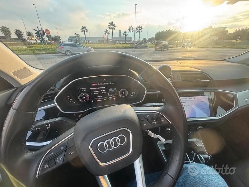 Begagnad Audi Q3 Business 150 HK (110 kW) 2020 Grå SUV