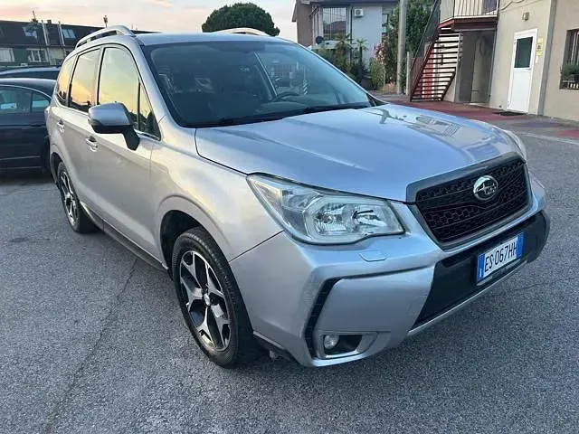 Usata Subaru Forester 146 CV (107 kW) 2013 Grigio SUV