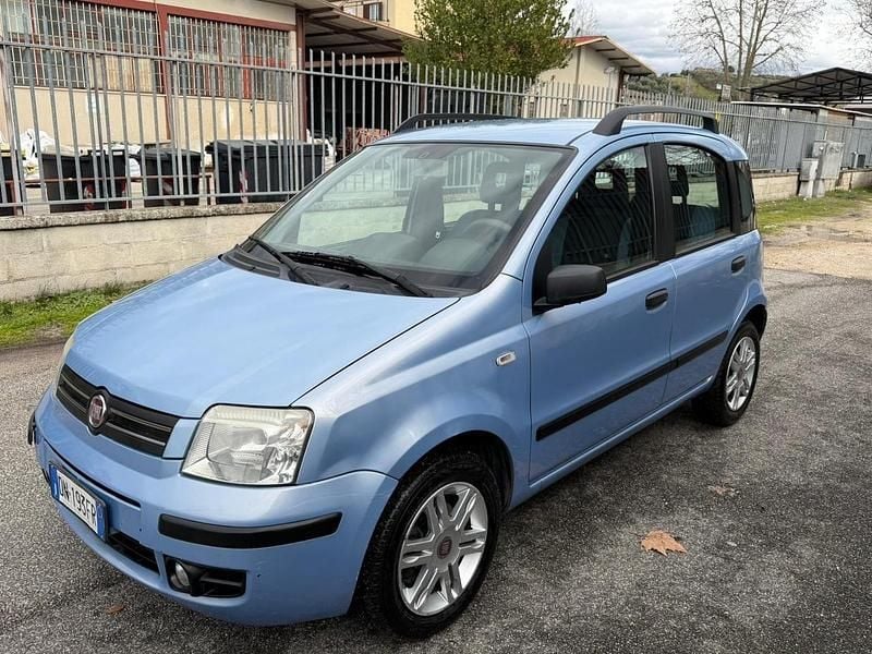Blu Usata 2009 Fiat Panda Emotion Utilitaria | 2700 € (Super prezzo) - Immagine 1/4