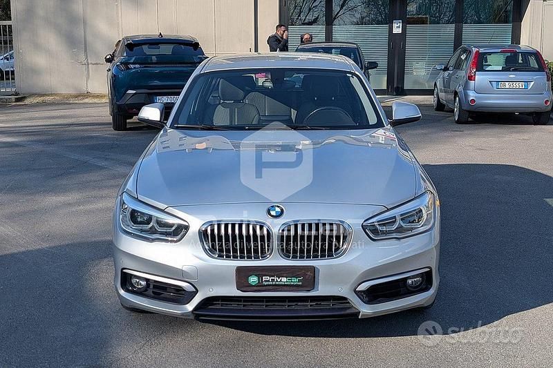 Usata BMW 118 Efficient Dynamics 150 CV (110 kW) 2017 Grigio Utilitaria