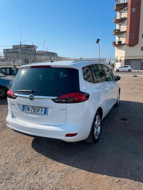 Usata Opel Zafira Tourer 110 CV (80 kW) 2012 Bianco Monovolume
