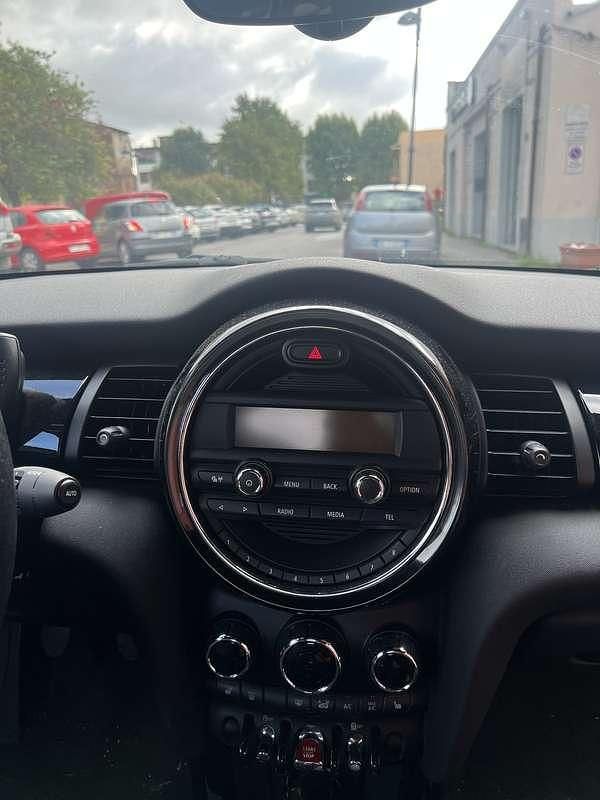 Usata Mini ONE Hype 102 CV (75 kW) 2017 Utilitaria