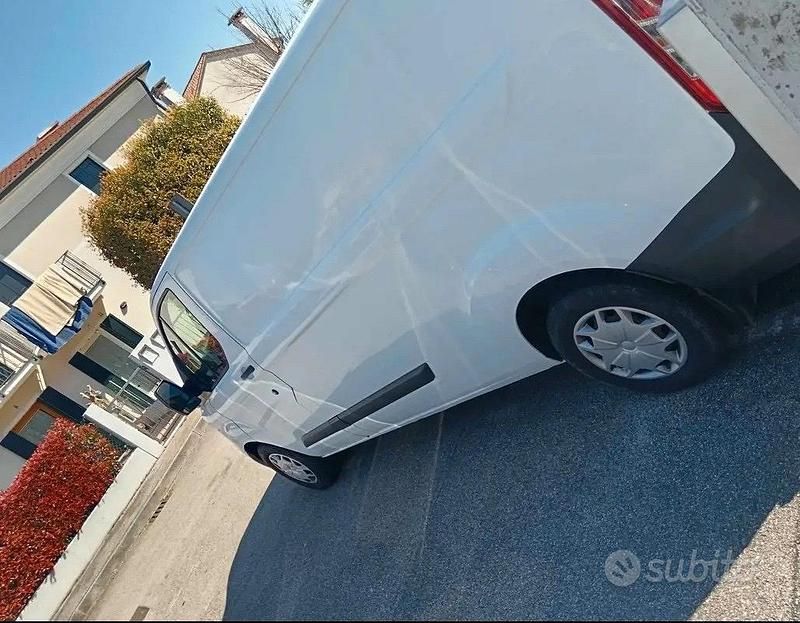 Usata Ford Transit Custom 130 CV (95 kW) 2016 Bianco Furgone