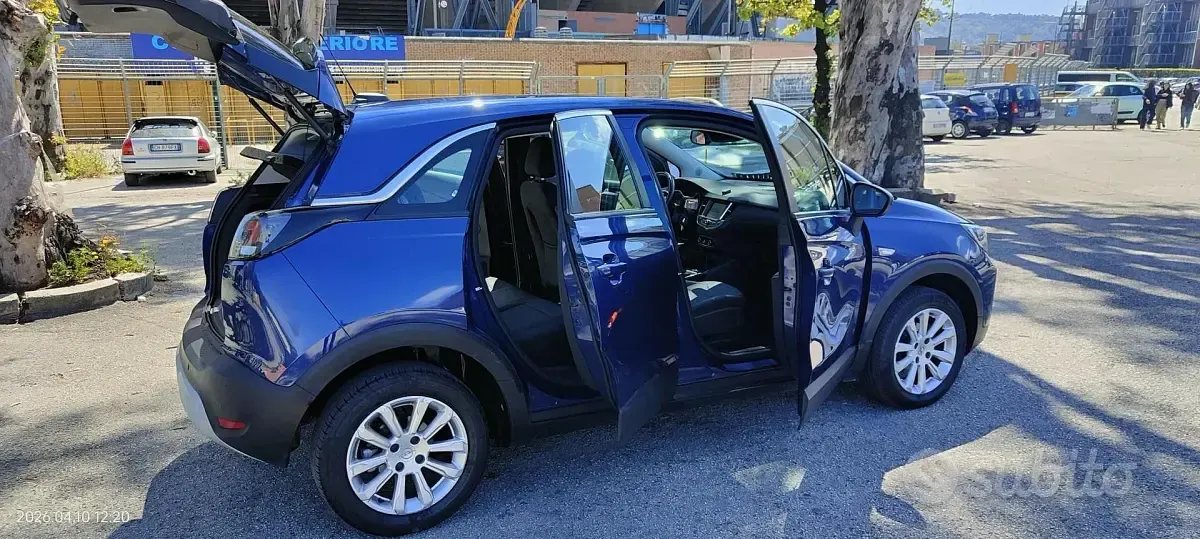 Usata Opel Crossland 110 CV (80 kW) 2021 Blu SUV