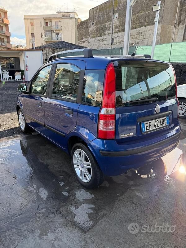 Usata Fiat Panda Emotion 54 CV (39 kW) 2010 Blu Berlina