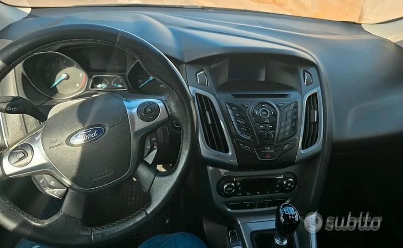 Usata Ford Focus Titanium 115 CV (84 kW) 2011 Berlina