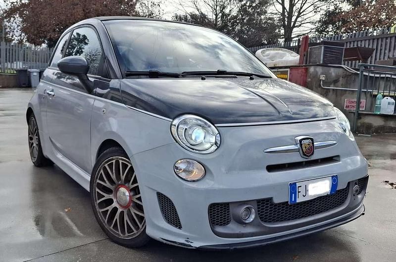 Usata Abarth 595C 140 CV (102 kW) 2017 Grigio Cabrio